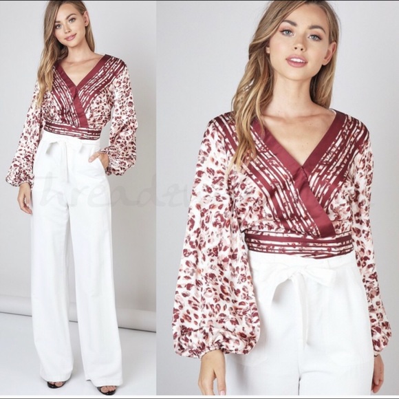 🐝  Lovely Satin Leopard Blouse - Picture 4 of 6